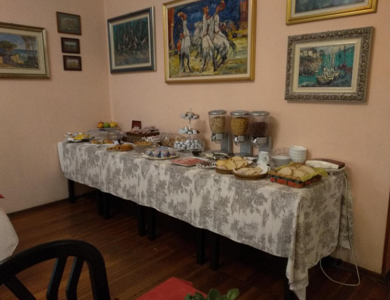 Hotel Lucciola Bordighera Ngoại thất bức ảnh