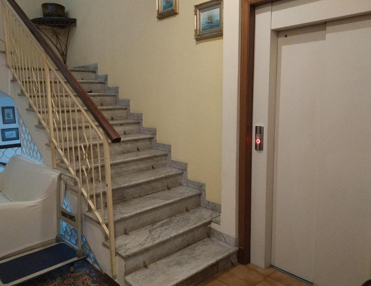 Hotel Lucciola Bordighera Ngoại thất bức ảnh