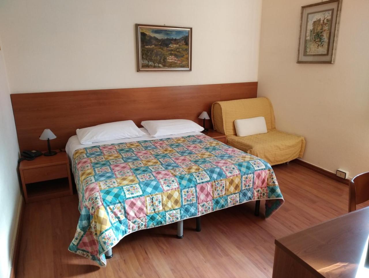 Hotel Lucciola Bordighera Ngoại thất bức ảnh