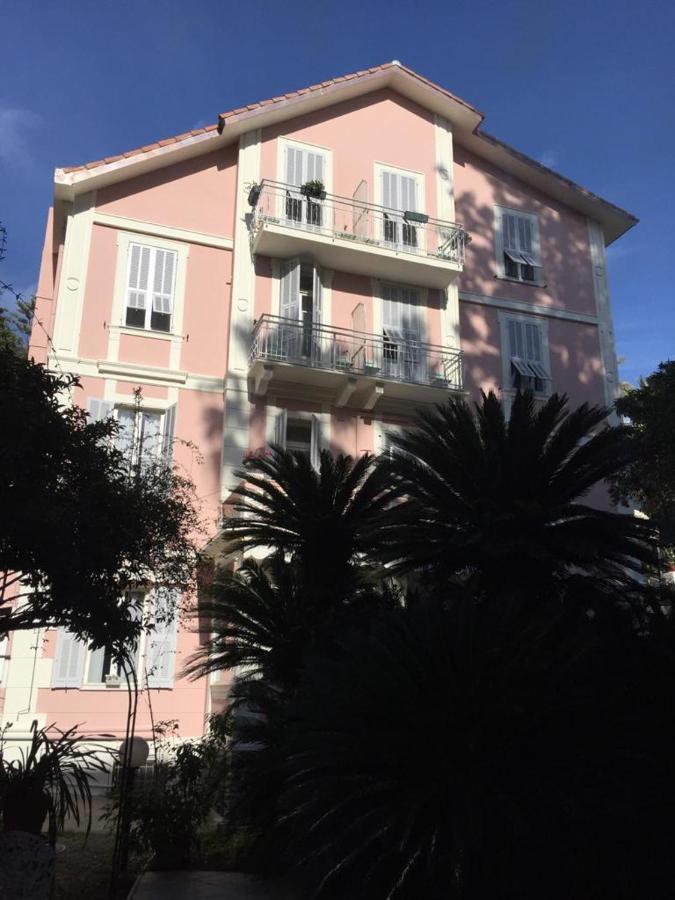 Hotel Lucciola Bordighera Ngoại thất bức ảnh